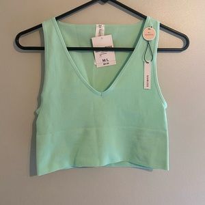 NWT Seamless cropped tank/bralette